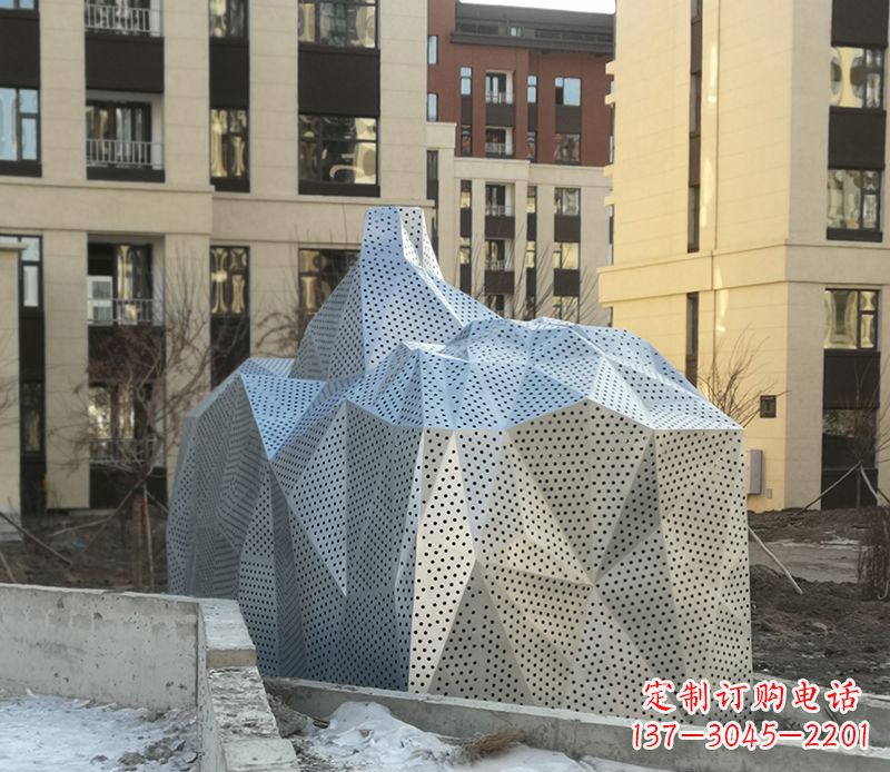 淄博不锈钢小区假山雕塑雕塑点缀小区美景