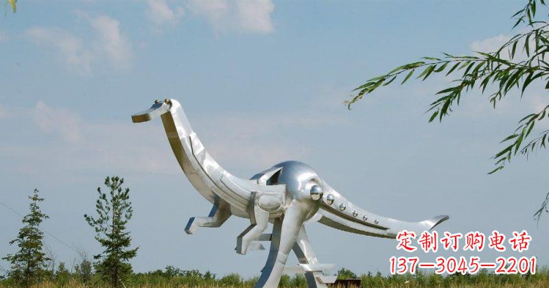 淄博不锈钢鸭嘴龙雕塑传递自然之美