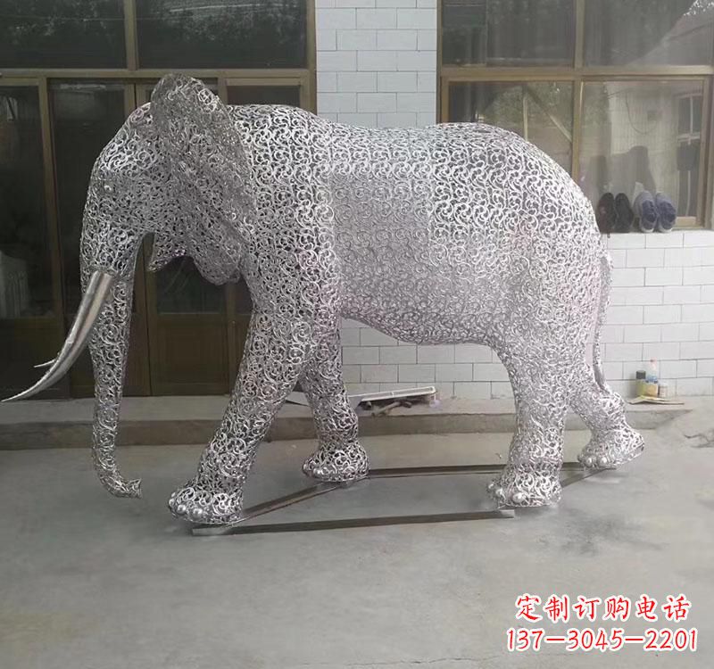 淄博不锈钢大象雕塑它的魅力无限