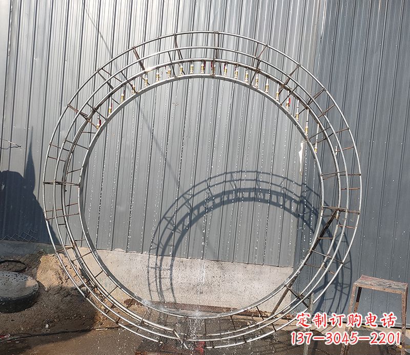淄博圆环的美——不锈钢景观雕塑