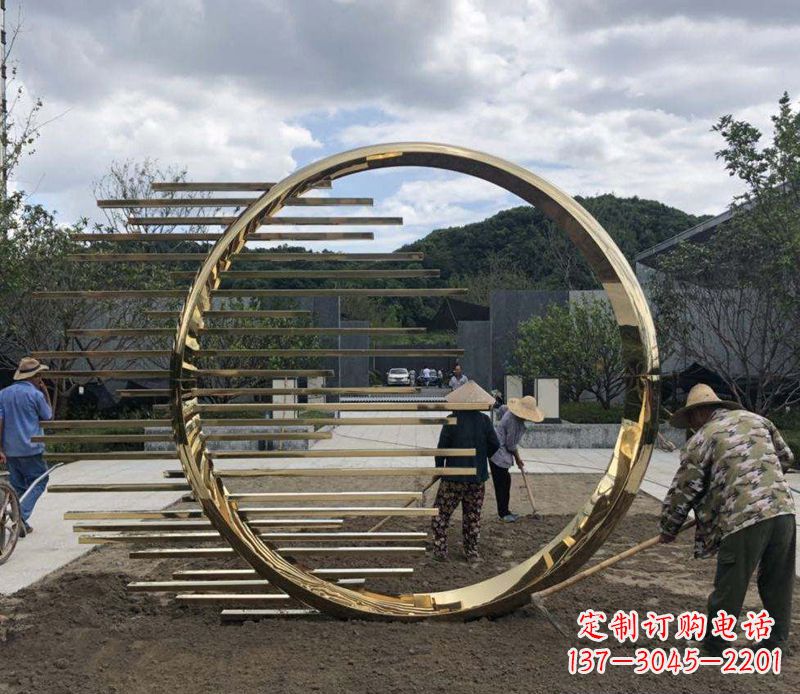 淄博不锈钢圆环艺术雕塑——极致精湛的艺术美学