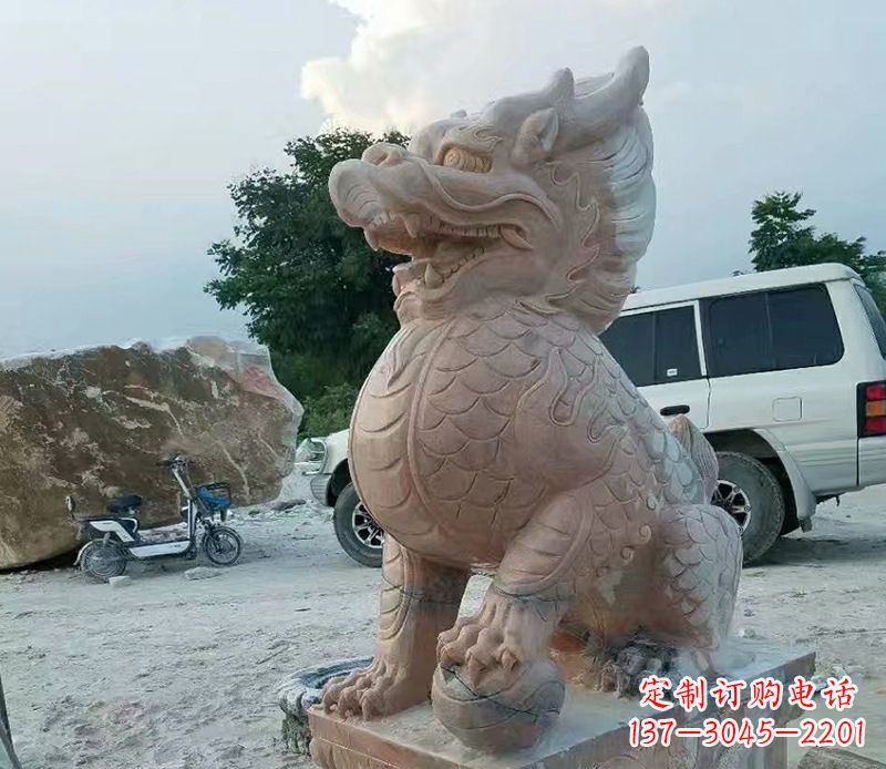 淄博麒麟雕塑象征传统文化的精灵