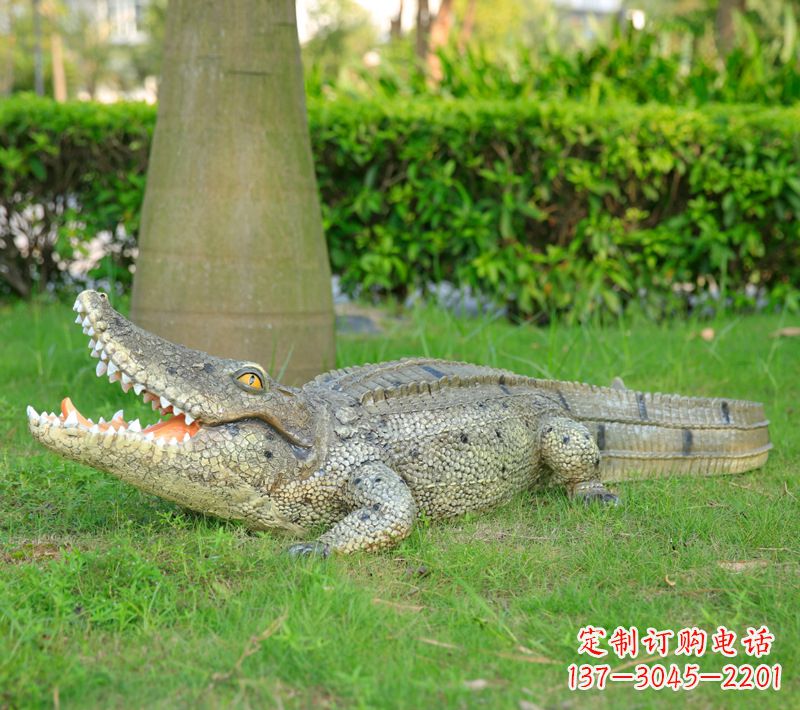 淄博玻璃钢动物雕塑