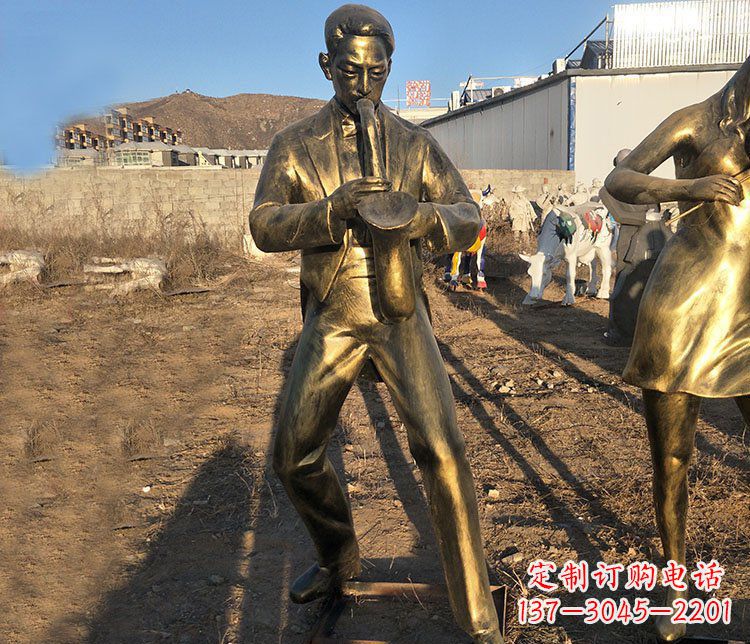 淄博铜雕萨克斯风音乐人物