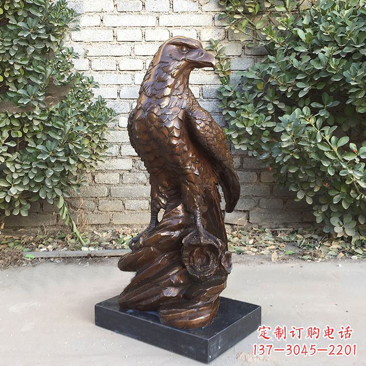 淄博铸造精美的老鹰雕塑