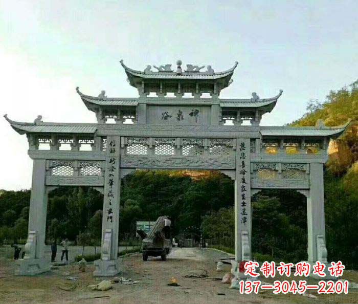 淄博村口石雕牌楼千百年文化瑰宝