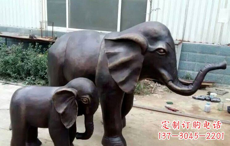 淄博浓情母子情·大象铜雕塑