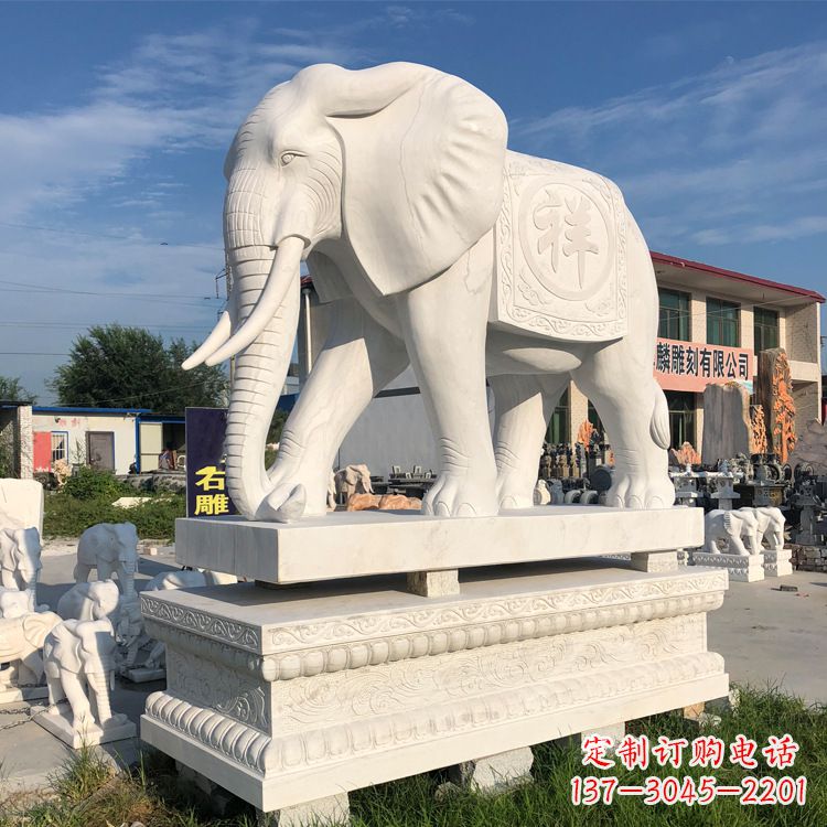 淄博大象岩石雕塑