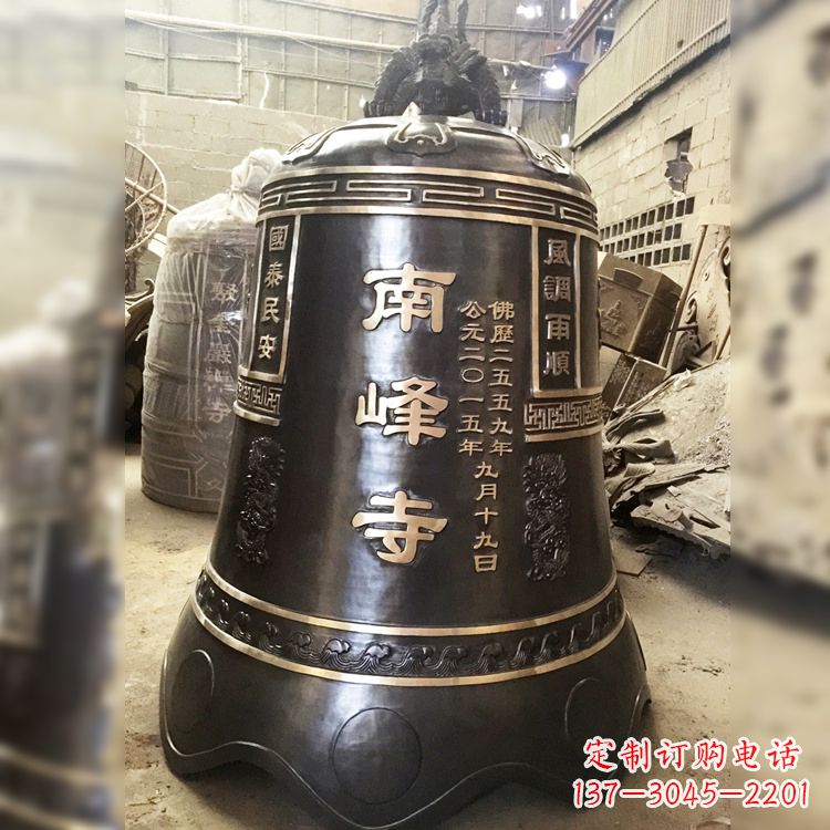 淄博大型铜钟雕塑，用精湛工艺刻画出非凡品质