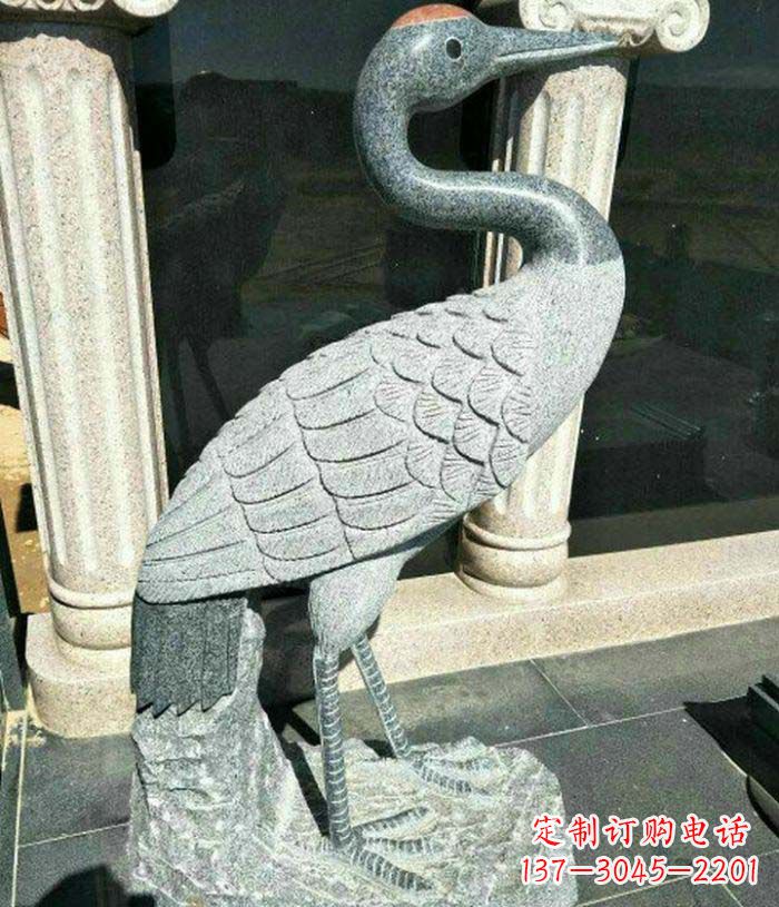 淄博传统工艺精雕丹顶鹤雕塑
