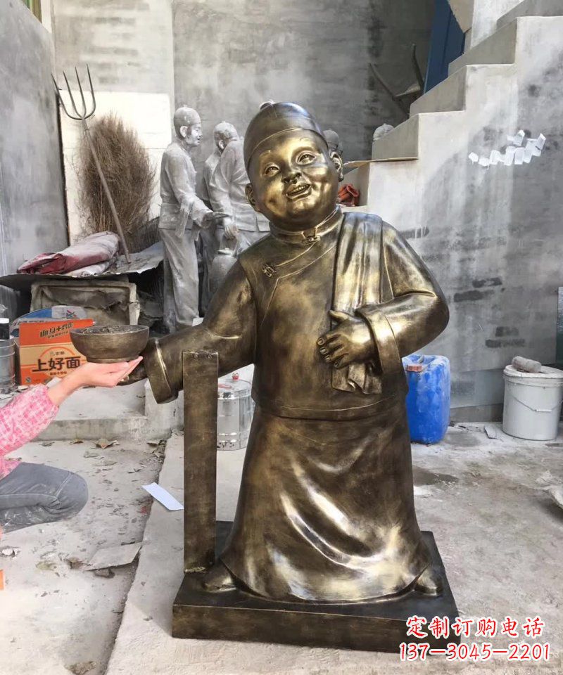 淄博店小二铜雕——精美精致的人物雕塑