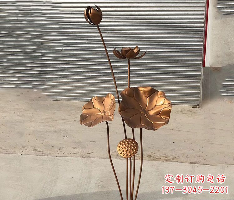 淄博锻铜荷花不锈钢雕塑
