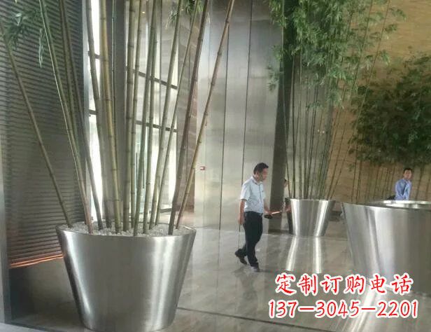 淄博品质不锈钢花盆景观雕塑