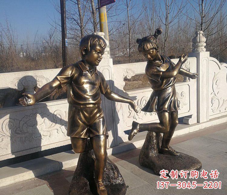 淄博浪漫圆满的精美花篮雕塑