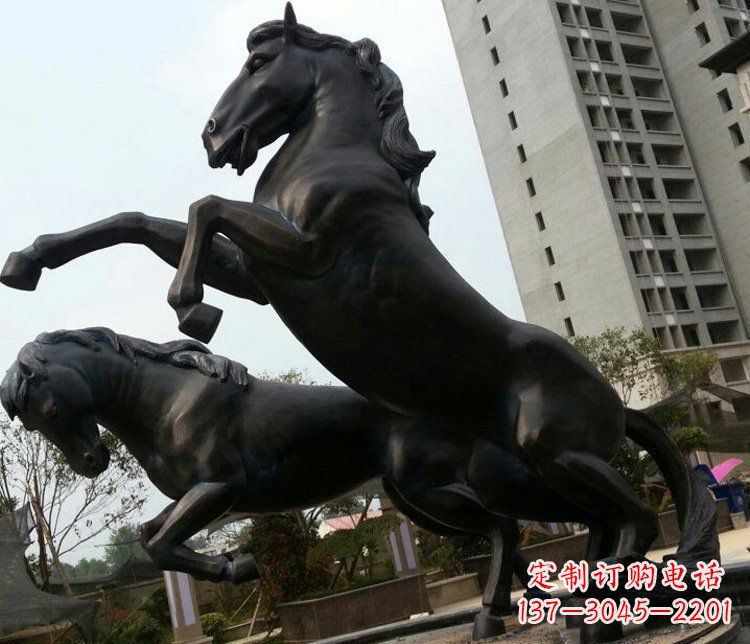 淄博公园奔马动物铜雕塑