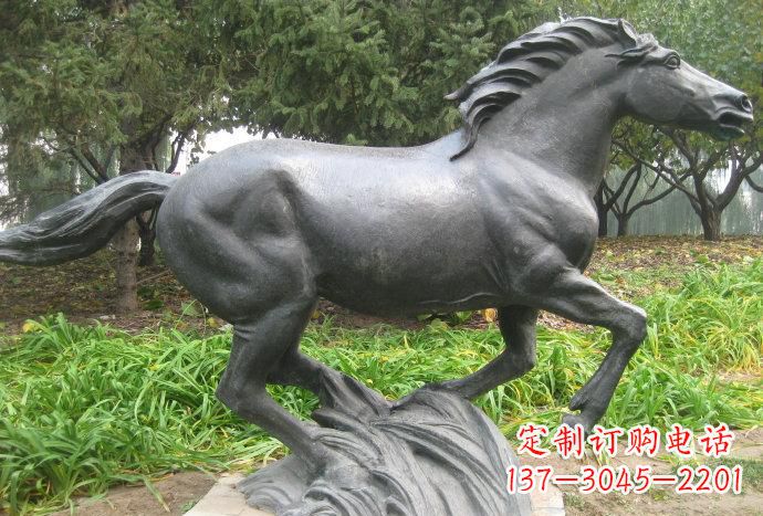 淄博奔马铜雕—精美雕塑处处闪耀灿烂光彩