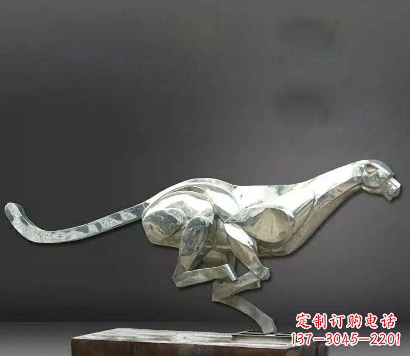 淄博公园不锈钢奔跑的豹子动物雕塑