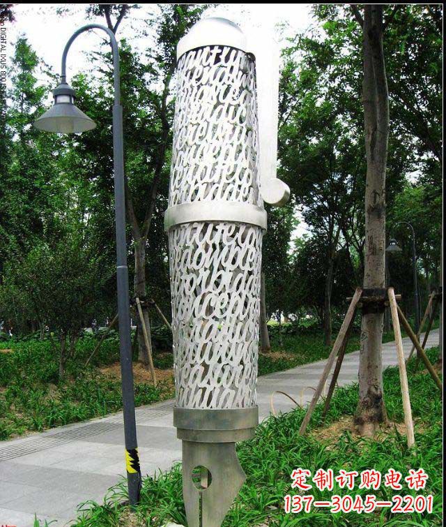 淄博公园和空间绚丽抽象钢笔雕塑