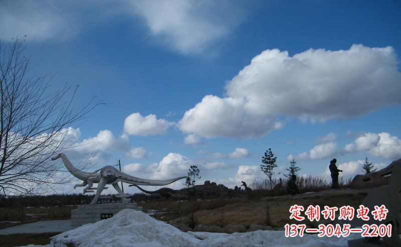 淄博超大不锈钢动物恐龙雕塑