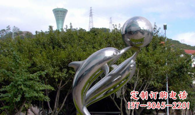 淄博高贵静谧的不锈钢海豚顶球雕塑