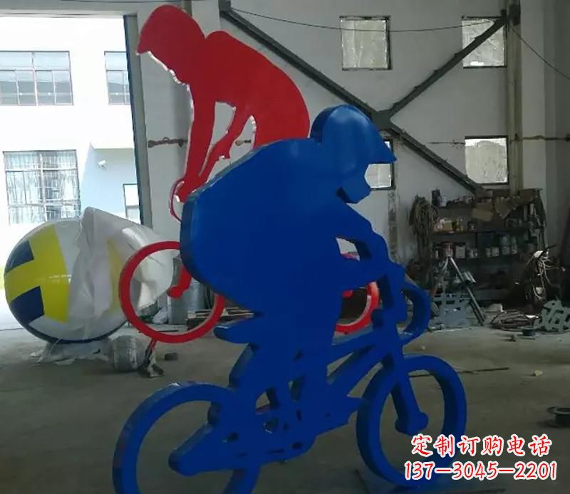 淄博公园不锈钢骑自行车运动人物雕塑