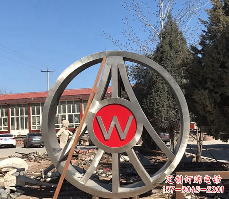 淄博精美的不锈钢圆球字母景观雕塑