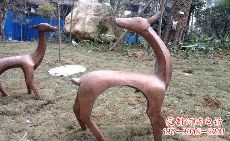 淄博公园抽象小鹿动物铜雕