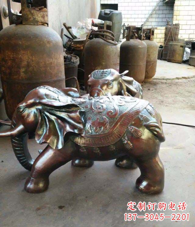 淄博公园大象招财动物铜雕 (2)
