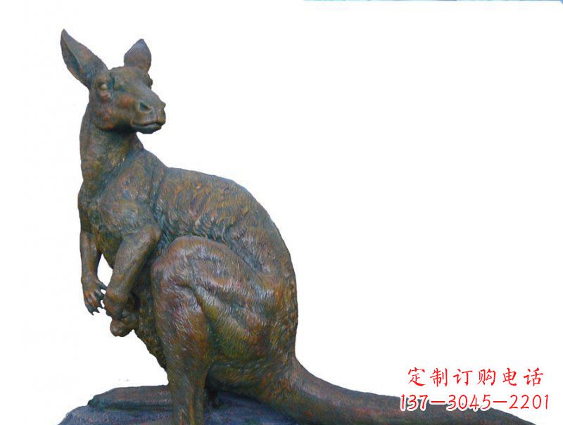 淄博公园袋鼠动物铜雕 (4)