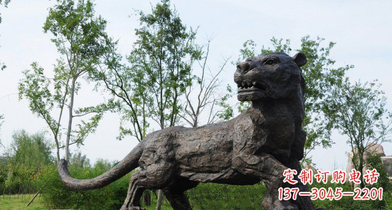 淄博公园老虎动物铜雕 (4)