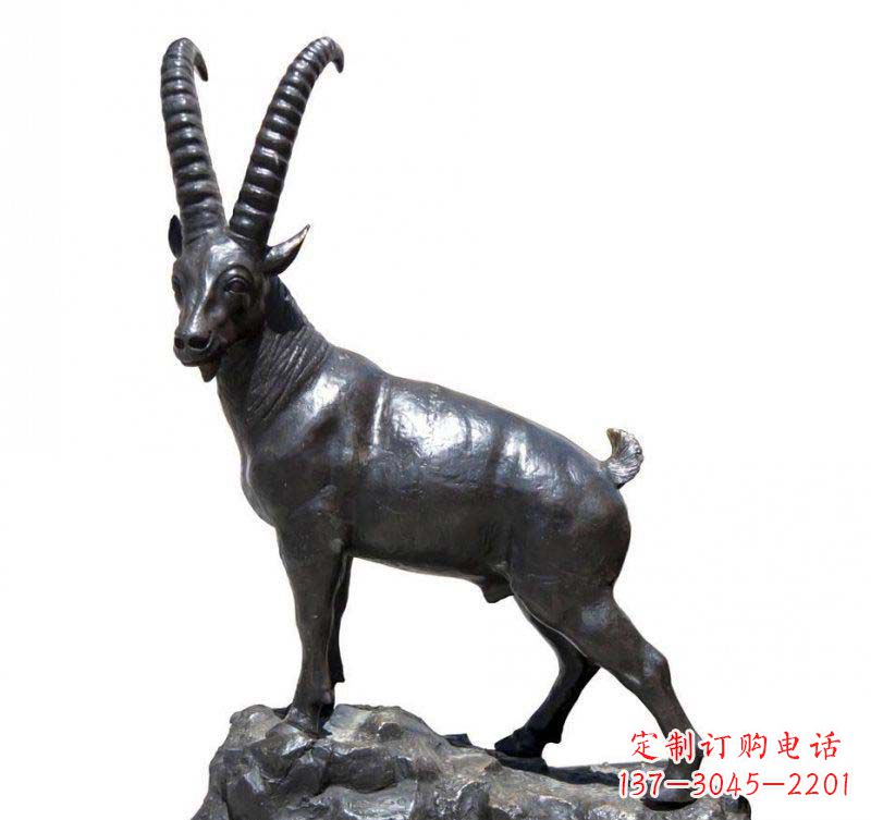 淄博公园羚羊动物铜雕