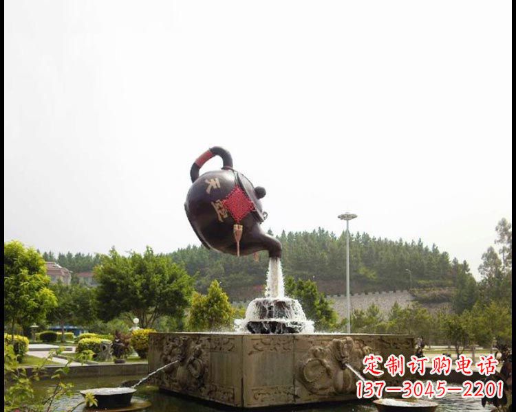 淄博公园流水茶壶铜雕