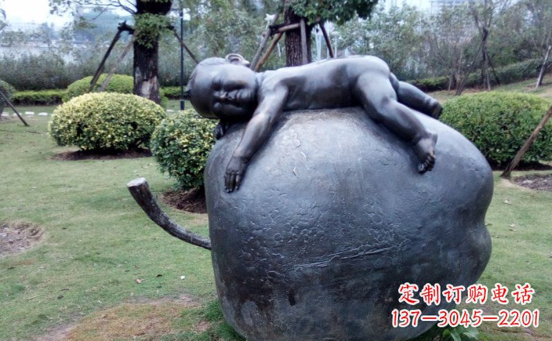 淄博精致可爱的苹果雕塑