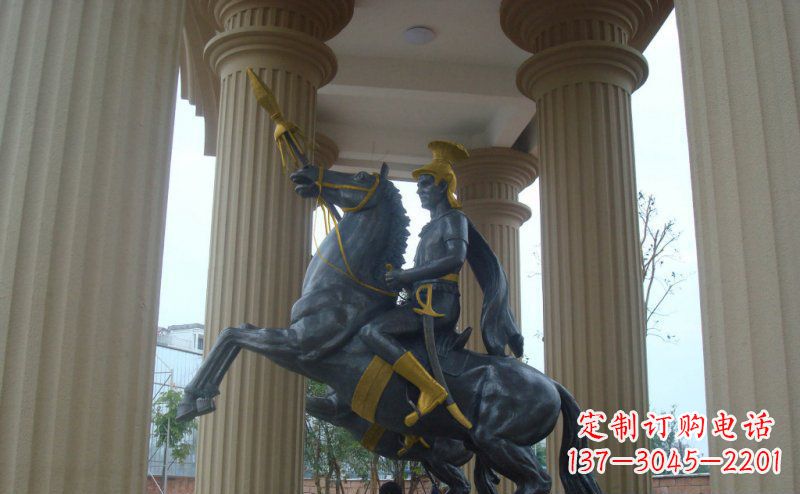 淄博公园骑马的罗马士兵人物铜雕