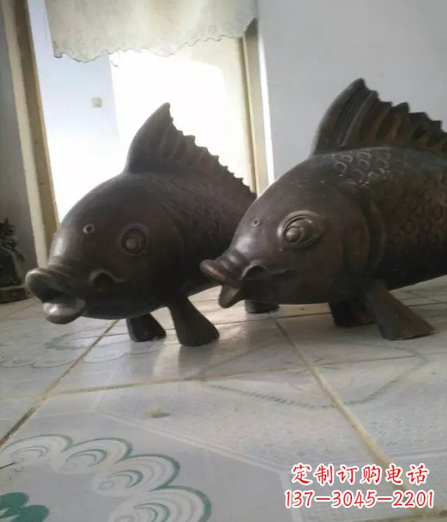 淄博公园小鱼景观动物铜雕