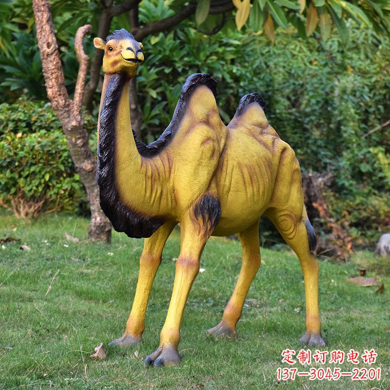 淄博骆驼雕塑精美而有趣的定制装饰品