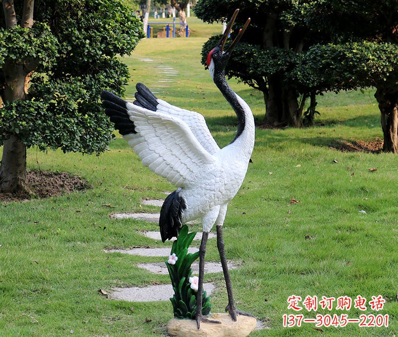 淄博古代女人仙鹤雕塑