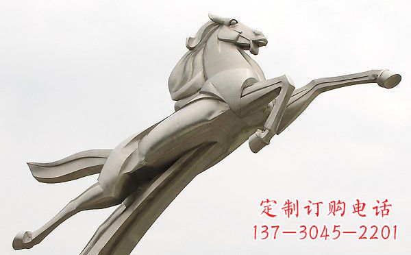 淄博精美不锈钢一马当先雕塑