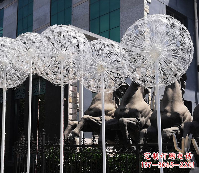 淄博广场不锈钢蒲公英雕塑 