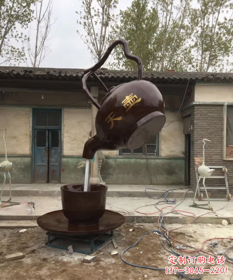 淄博广场茶壶景观铜雕