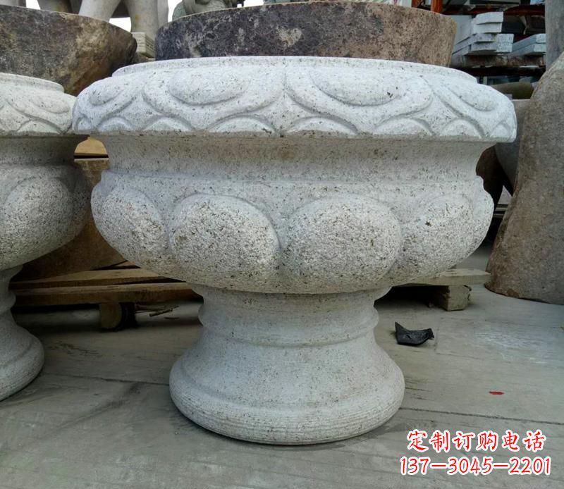 淄博中领雕塑精美大理石花盆雕塑