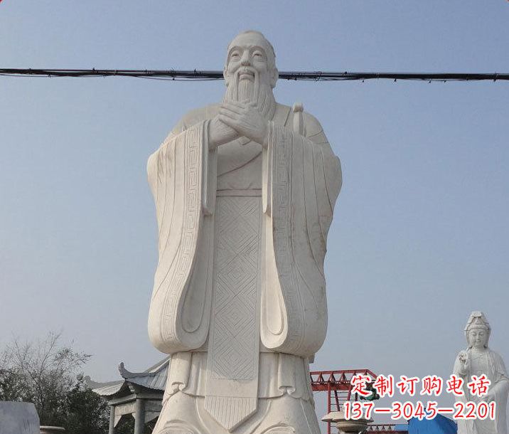 淄博广场大型孔子石雕