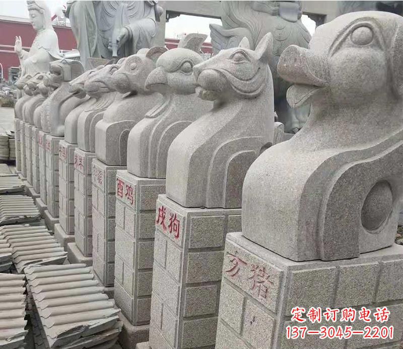 淄博广场十二生肖景观石雕