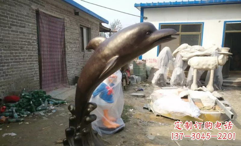 淄博海豚精美铜雕,给你不一样的视觉享受