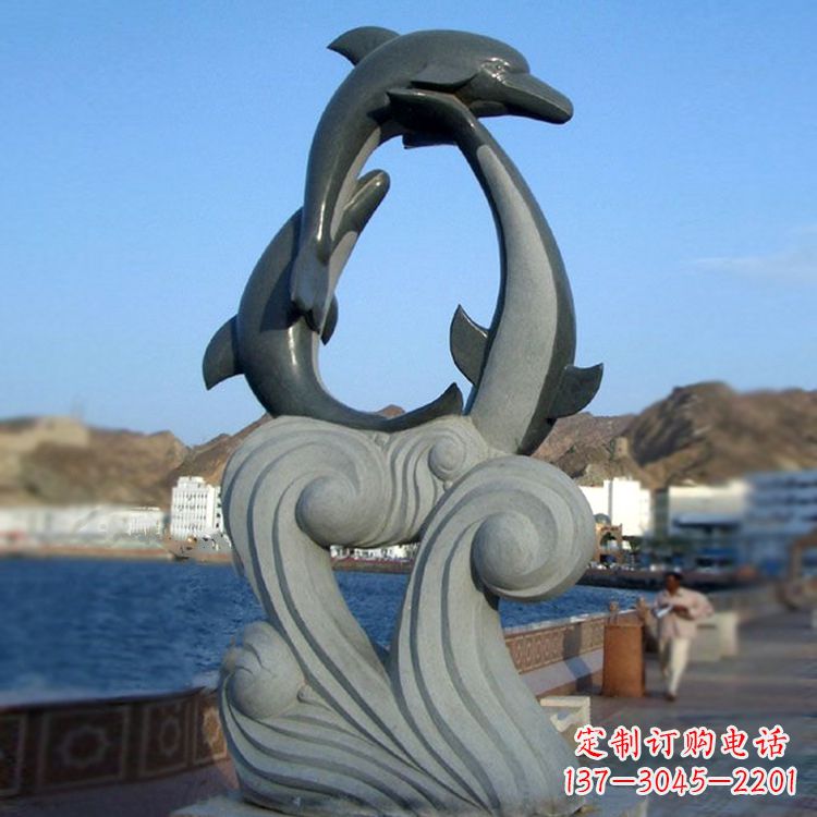 淄博欣赏海豚石雕塑的美丽
