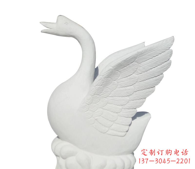 淄博汉白玉雕刻的精美天鹅雕塑