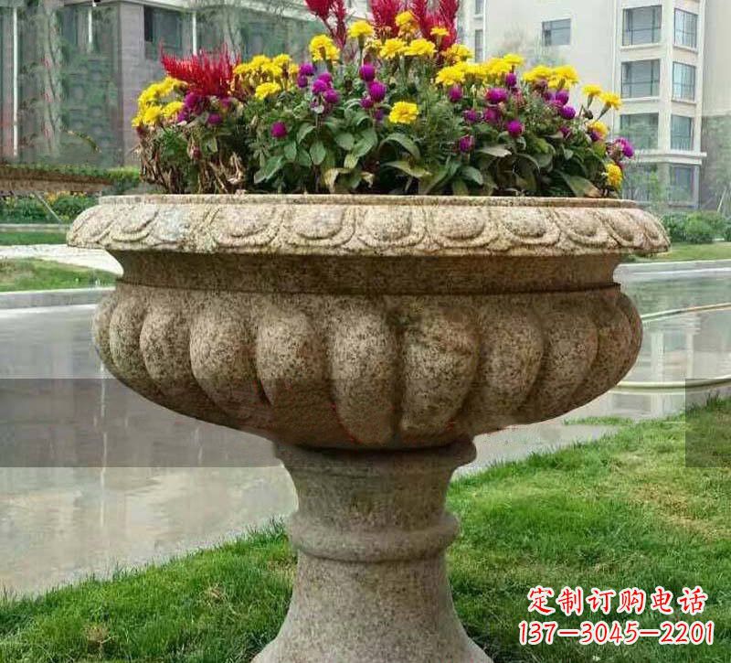 淄博花岗岩小区花盆石雕