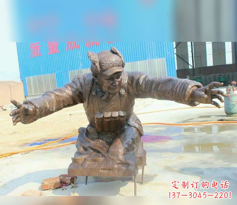 淄博黄继光校园英雄铜雕：传承伟大精神