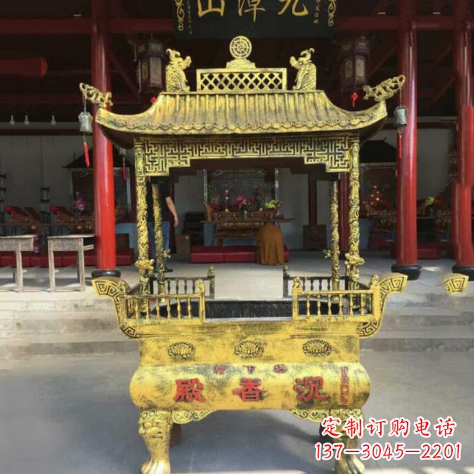 淄博艺术之美,黄铜香炉雕塑