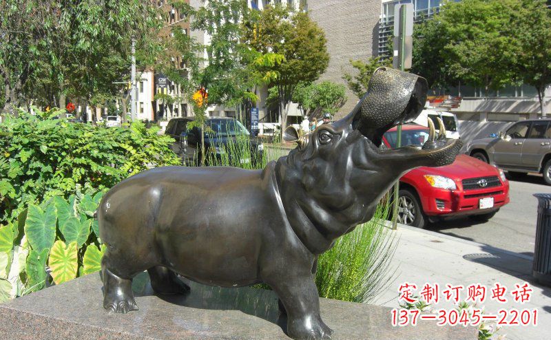 淄博街边河马景观铜雕